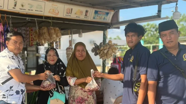 DPD GARNIZUN Batam Salurkan 150 Paket Daging Kurban untuk Pelaku UMKM