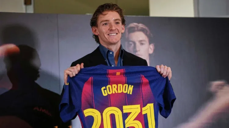 Anthony Gordon Resmi Berseragam Barcelona hingga 2031