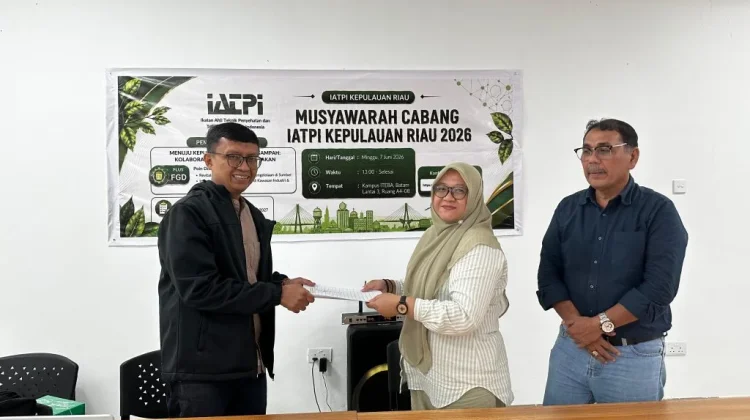 Dosen ITEBA Perkuat IATPI Wujudkan Kepri Bebas Sampah