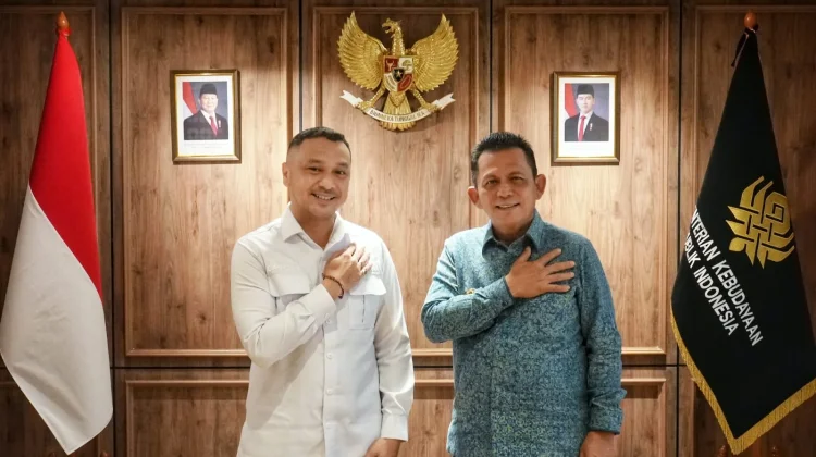 Wamen Giring Dukung Pengembangan Kawasan Bersejarah Pulau Penyengat
