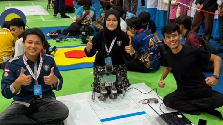 Mahasiswa Polibatam Borong Sebelas Medali Robotika Internasional Bergengsi