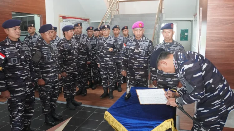 Sertijab Pejabat Strategis Perkuat Soliditas dan Kinerja Kodaeral IV
