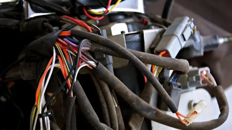 Cara Merawat Sistem Kelistrikan Motor