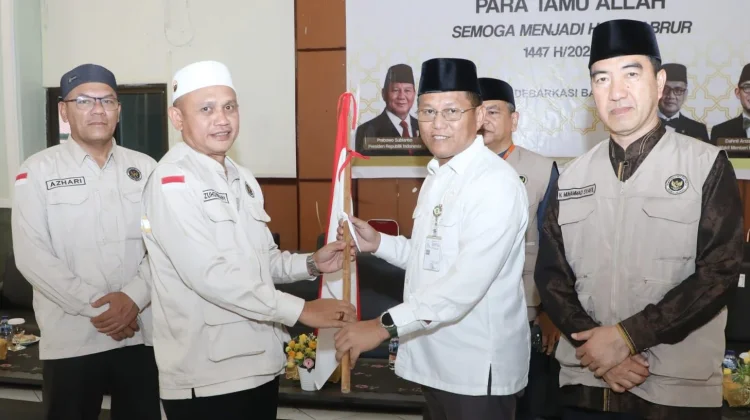 379 Jemaah Haji Kloter 25 Debarkasi Batam Tiba di Tanah Air