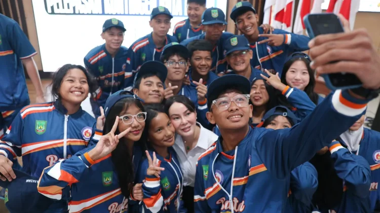 Li Claudia Janjikan Bonus Tambahan, Motivasi Atlet Batam Pertahankan Juara Umum PO