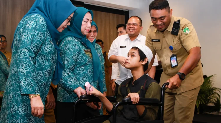 PKK kota Batam Tebar Kepedulian bagi Penyandang Disabilitas Batam
