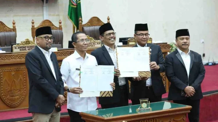 DPRD Batam Sahkan Perda Pertanggungjawaban APBD 2025