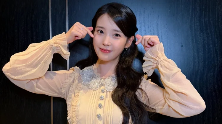 IU Bersiap Menyapa Penggemar lewat Album Baru dan Tur Konser