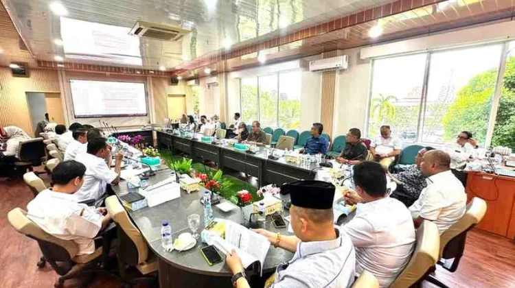 DPRD Batam dan TAPD Sinkronkan KUA-PPAS 2027 untuk Percepat Pembahasan RAPBD