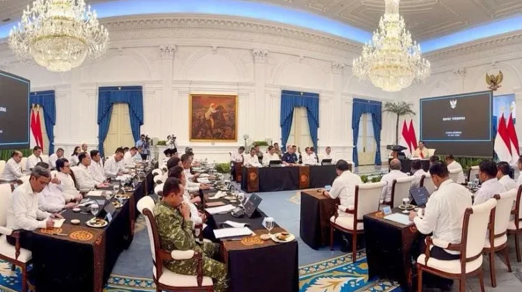 Menhan Hadiri Ratas Bahas Koperasi Desa Merah Putih Nasional 2026