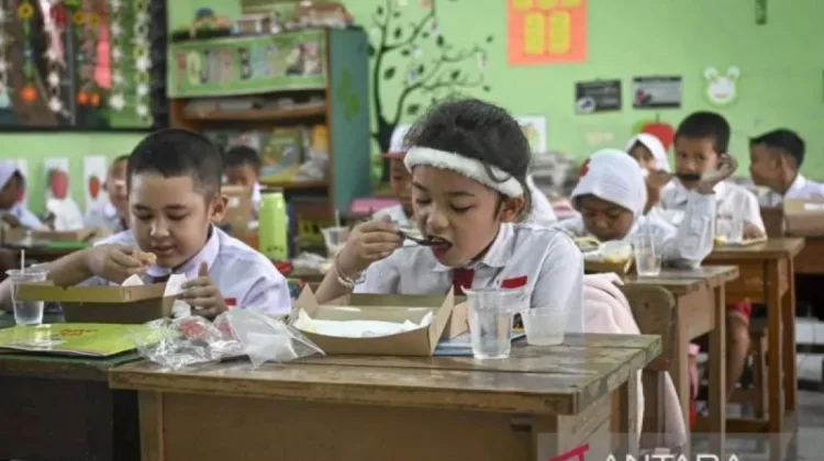 [Hoaks] 500 Juta Anak Kekurangan Gizi usai MBG Diliburkan