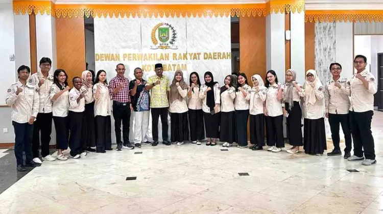 Mahasiswa Kedokteran UNIBA Siapkan Fogging Cegah DBD, DPRD Batam Beri Dukungan