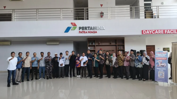 TNI AL Kawal BBM Subsidi Tepat Sasaran Demi Warga Pesisir Kepri