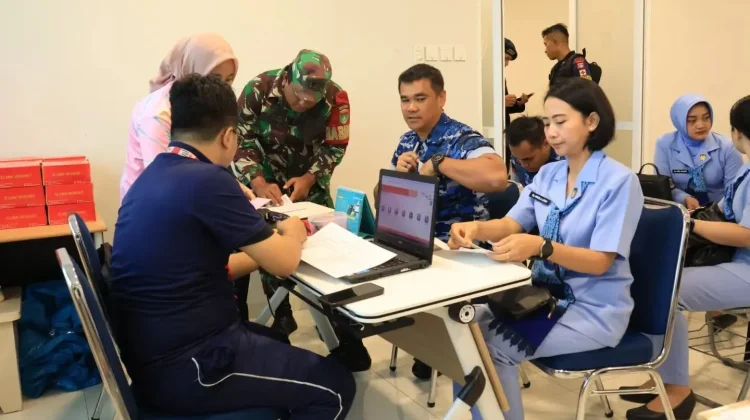 Hari Bakti TNI AU Ke-79, Lanud Hang Nadim Partisipasi Donor Darah