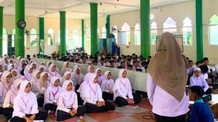 MATAMUDA MTsN 1 Batam, Peserta Didik Diajak Kenali dan Cegah Kekerasan sejak Dini