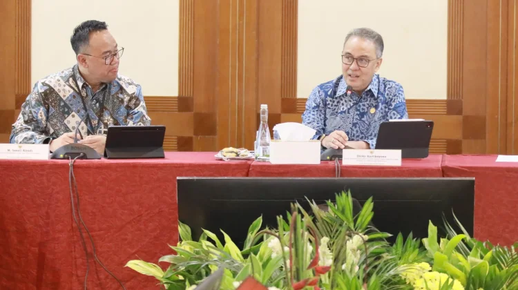 OJK Nilai Tantangan Keuangan Syariah Kini Lebih Kepada Penggunaan Produk