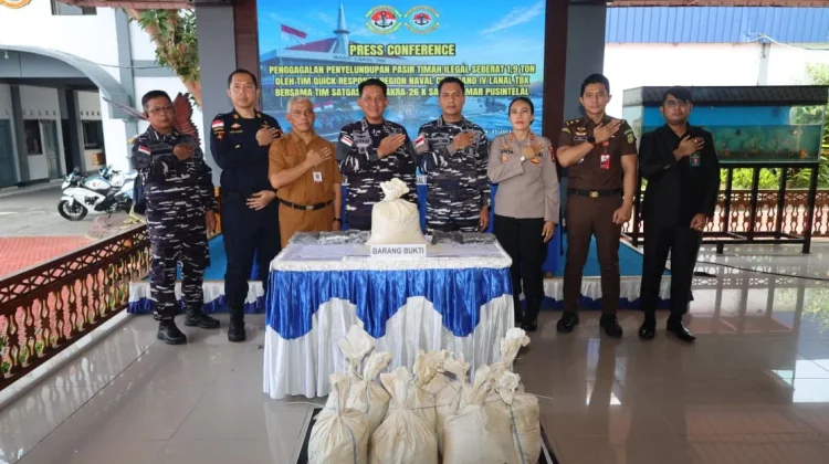 TNI AL Gagalkan Penyelundupan 1,9 Ton Pasir Timah ke Malaysia