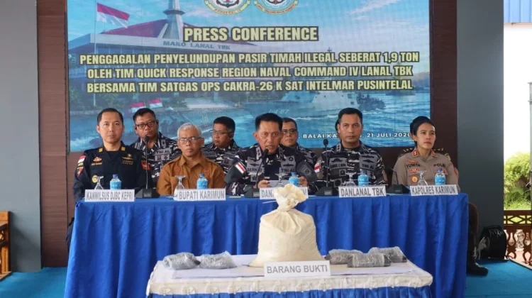 TNI AL Gagalkan Penyelundupan 1,9 Ton Pasir Timah ke Malaysia