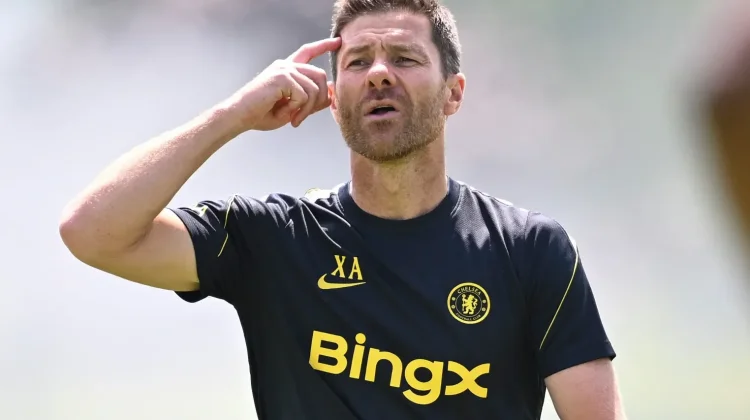 Xabi Alonso Rombak Besar-Besaran Chelsea