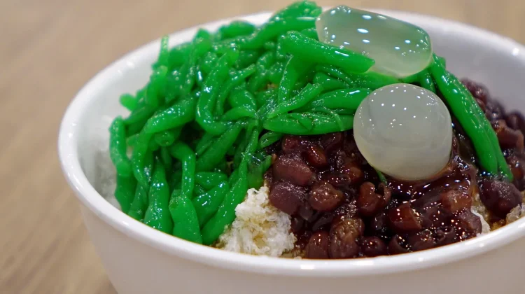 Mengulik Sejarah Es Cendol, Minuman Tradisional Tidak Lekang Waktu