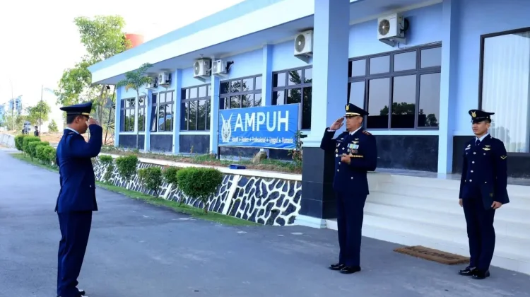 Lanud Hang Nadim Gelar Upacara Hari Bakti Ke-79 TNI Angkatan Udara