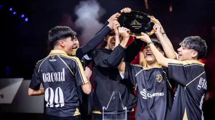 LYON Juara Free Fire EWC 2026 Usai Pecahkan Rekor Eliminasi