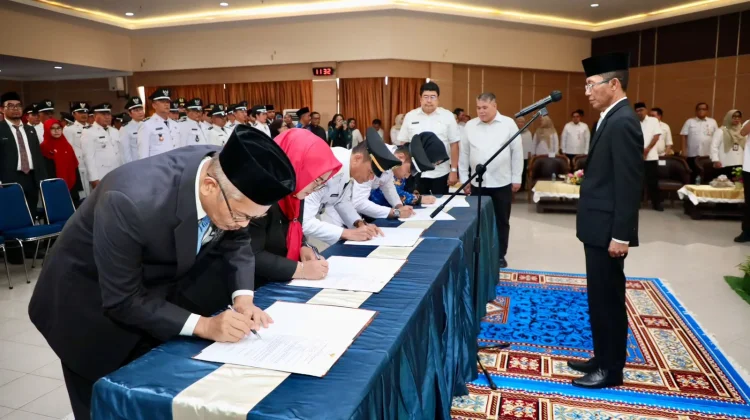 Amsakar Rombak Birokrasi Batam, 311 Pejabat Isi Sejumlah Posisi Strategis