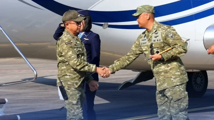 Panglima TNI Disambut Danlanud Hang Nadim jelang Tinjau Latihan 2026