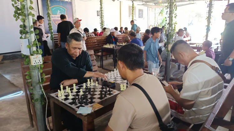 Empat Belas Atlet Catur Batam Ikuti Open Turnamen Catur di Tanjungpinang