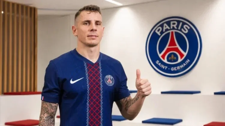Lucas Digne Kembali Bergabung dengan PSG