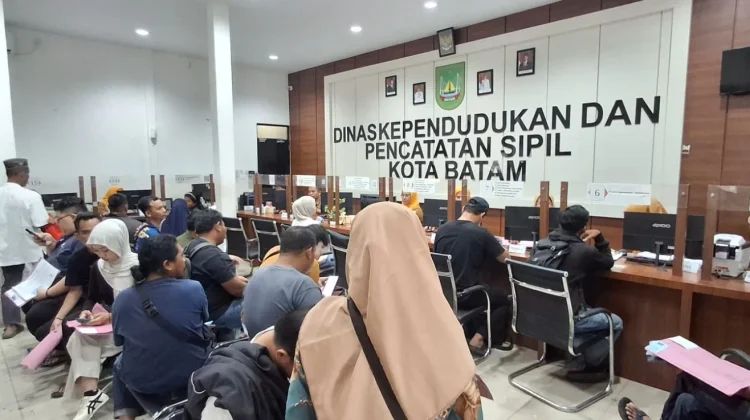 Disdukcapil Batam Permudah Penggantian KTP Rusak