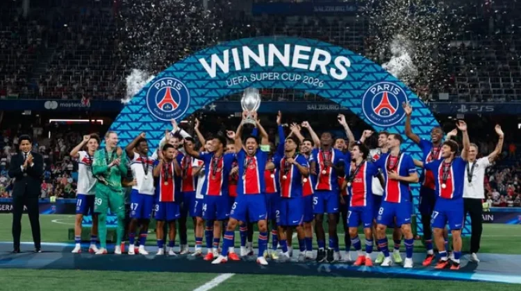 PSG Pertahankan Gelar Piala Super UEFA Usai Kalahkan Aston Villa