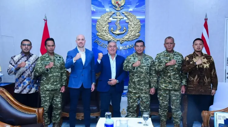 Pangkormar Terima Courtesy Call SIG Sauer, Bahas Modernisasi Senjata