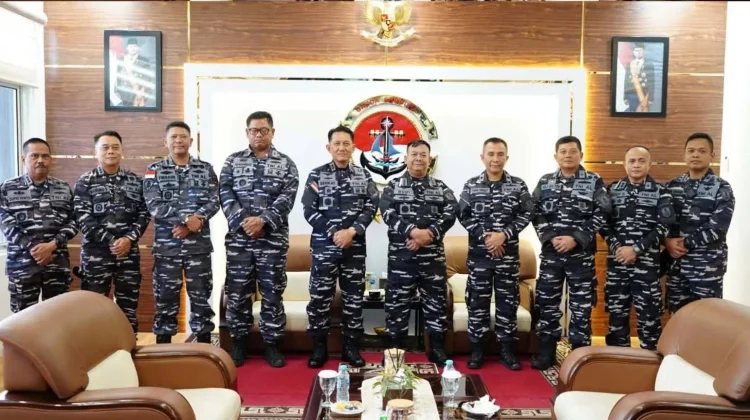 Dankodaeral IV Terima Danpushidrosal Bahas Pemetaan Wilayah Laut