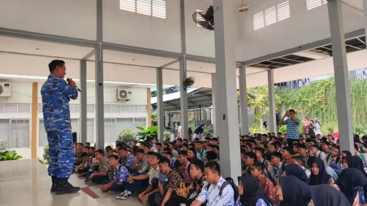 Lanud Hang Nadim Sosialisasikan KKRI kepada Pelajar di Kota Batam