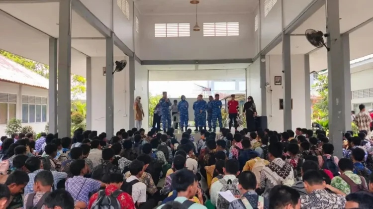 Lanud Hang Nadim Sosialisasikan KKRI kepada Pelajar di Kota Batam