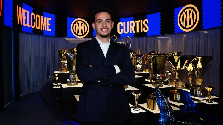 Inter Milan Resmi Datangkan Curtis Jones dari Liverpool