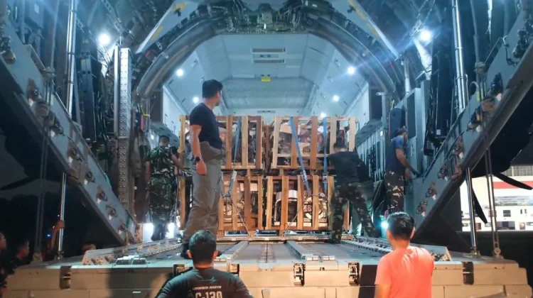 TNI AU Kerahkan A400M Angkut 22 Ton Bantuan untuk Atasi Karhutla