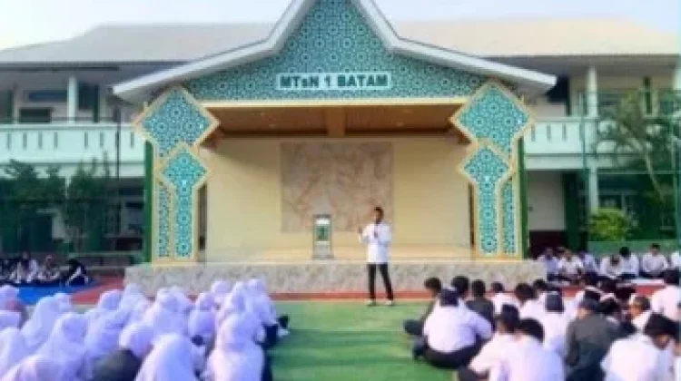MTsN 1 Batam Gelar Perayaan Peringatan Maulid Nabi Muhammad SAW