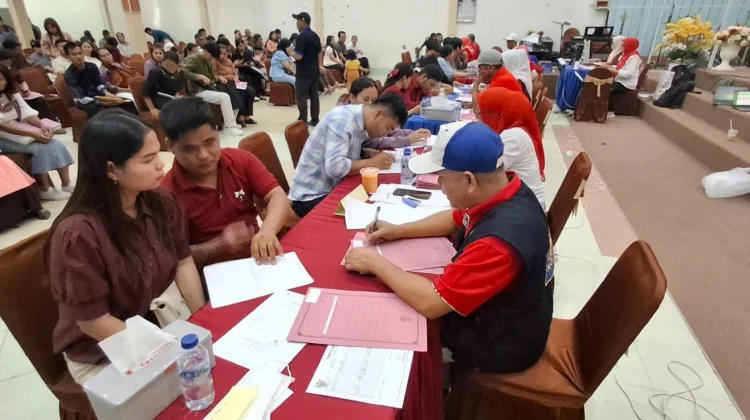 Disdukcapil Batam Permudah Pengurusan Akta Kelahiran lewat HP