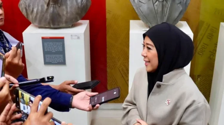 Kasus Yogi Starlink, Menkomdigi Dorong Layanan Internet Jadi Legal