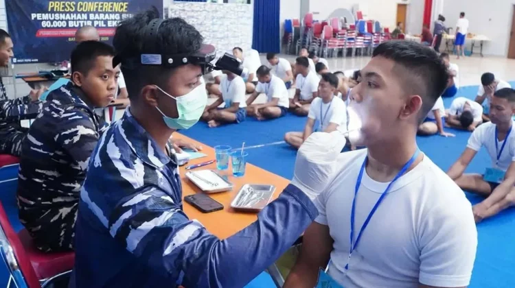 Seleksi Kesehatan Caba dan Cata TNI AL Gelombang III Dimulai di Batam