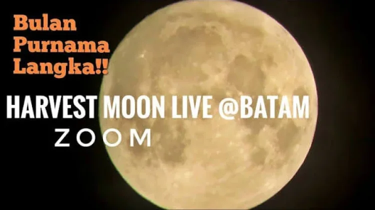 Perayaan Festival Bulan Purnama