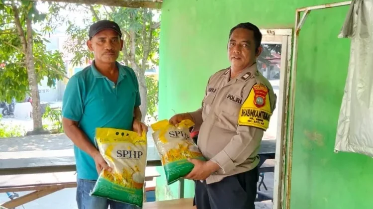 5,5 Ton Beras SPHP Disalurkan di Batu Aji, Dijual Rp56.500 per Sak