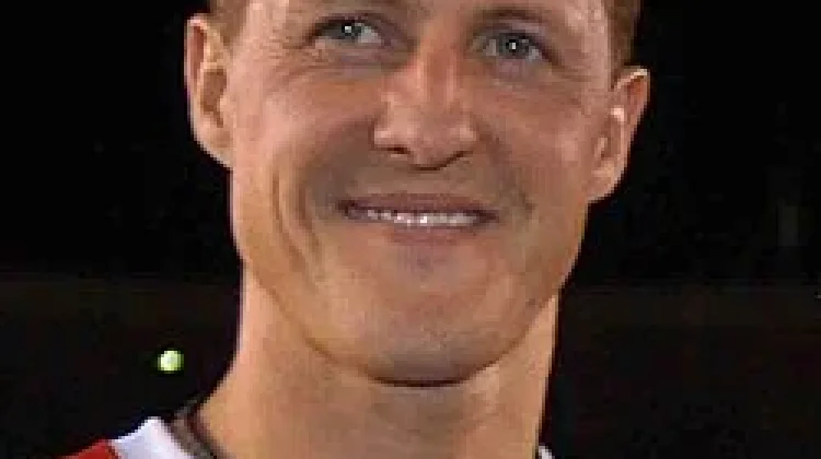 Grand Prix Jepang 2000: Kemenangan di Suzuka Antar Michael Schumacher ke Gelar Duni