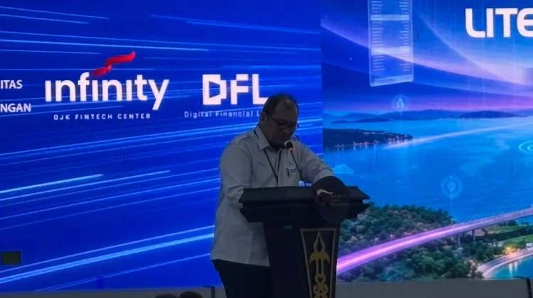 Teknologi Makin Mudah, Literasi Pengguna Makin Penting