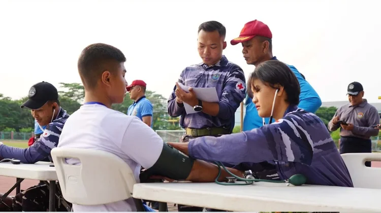 Casis TNI AL Panda Kodaeral IV Jalani Tes Fisik dan Renang