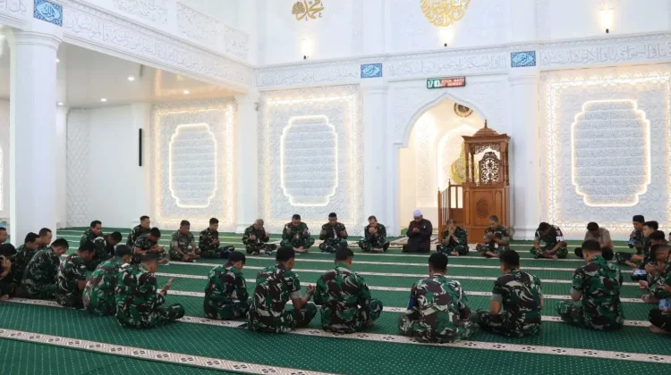 Doa Bersama Lanud Hang Nadim jelang Latihan Pasca Force Down