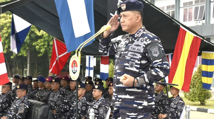 Kodaeral IV Gelar Apel Siaga dan Tasyakuran Hari Jadi ke-81 TNI AL