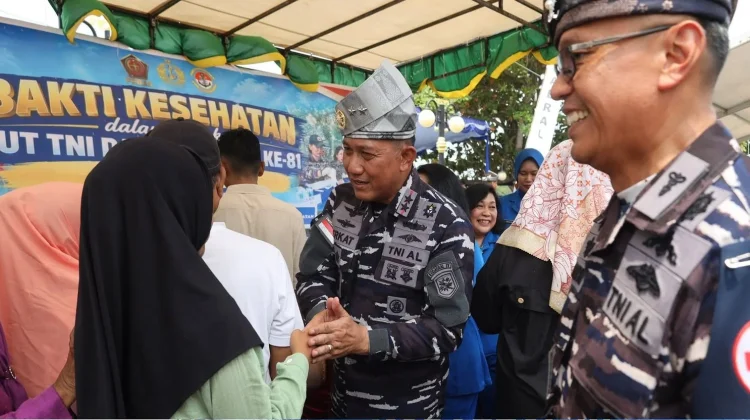 Kodaeral IV Warnai Pulau Penyengat dalam Bakti Sosial HUT TNI AL